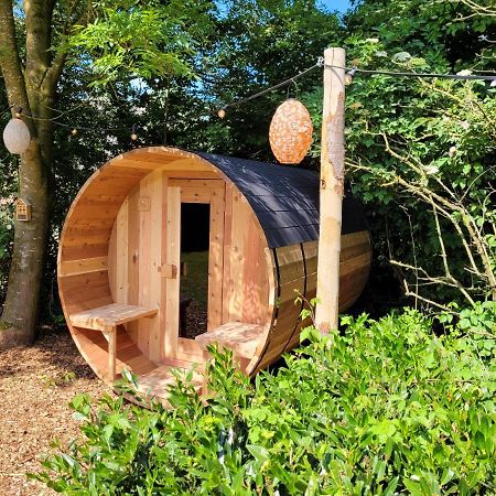 Bohemian Wellness Met Hottub & Sauna Ewijk Exterior photo