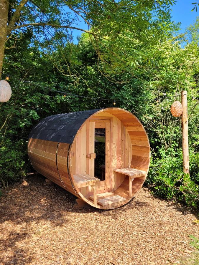 Bohemian Wellness Met Hottub & Sauna Ewijk Exterior photo